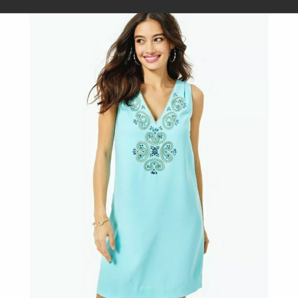 Lilly Pulitzer Dresses & Skirts - Lilly Pulitzer Blue Turquoise V-Neck size6